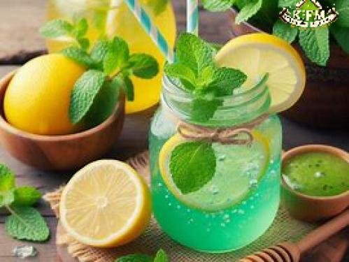 How to Make a Refreshing Lemon and Mint Drink
